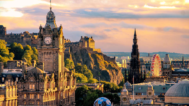 Image of the Edinburgh skyline, UK